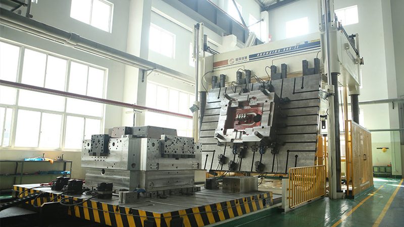 汽车模具制造基地：揭秘广东汽车模具批发基地的选址奥秘**