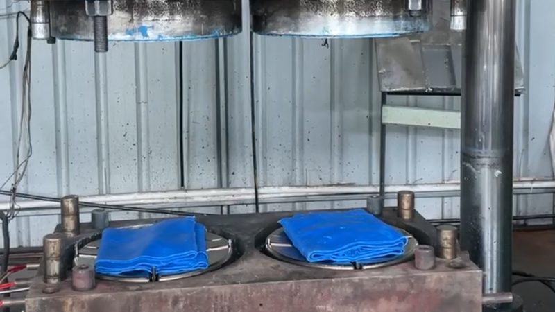 冲压模具材料批发供应商：揭秘选材关键因素