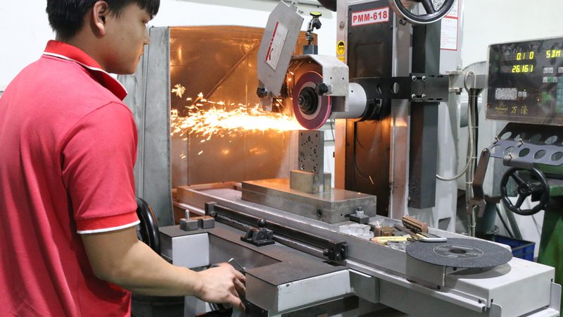 压铸模具冲蚀现象及预防策略