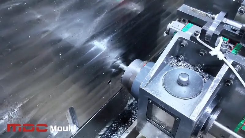 汽车精密模具定制：标准规范与关键要点解析